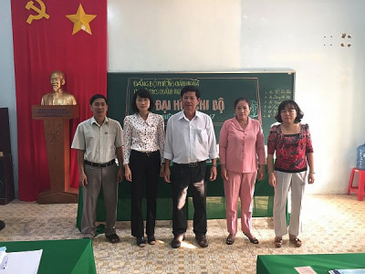 Chi ủy Chi bộ nhiệm kỳ 2015 - 2017