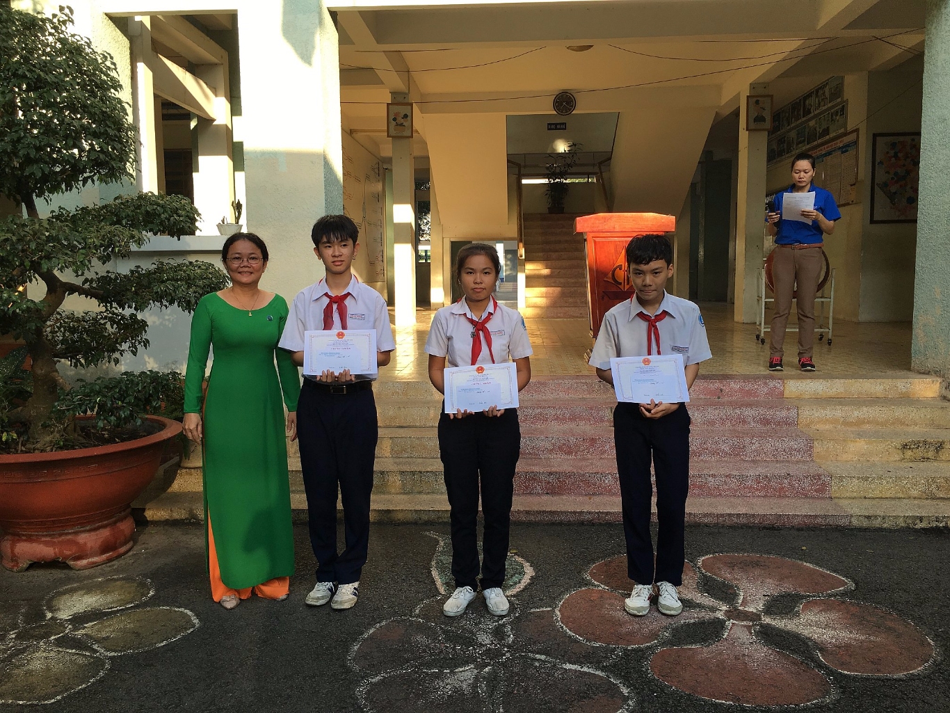 Các em đạt được 3 giải khuyến khích-vòng 3